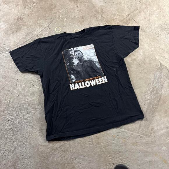 Black Halloween Michael Myers Graphic T-Shirt - Picture 3 of 8